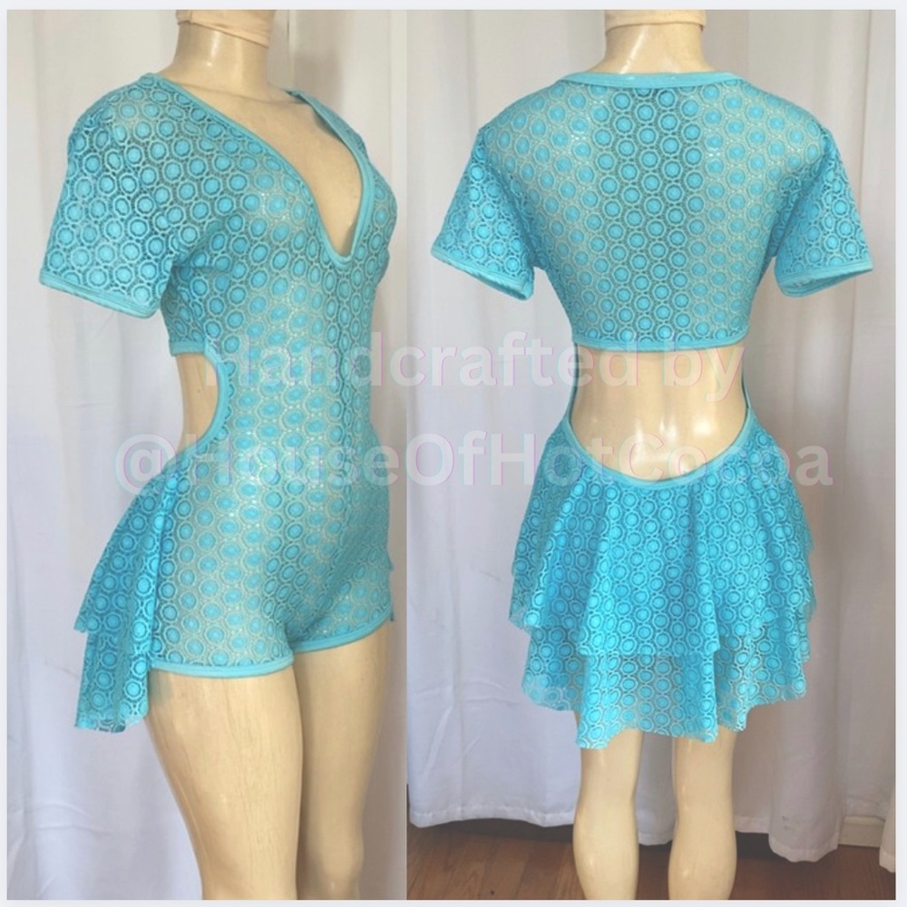 1 Piece Lace Romper - ONLY 1 AVAILABLE / SIZE: Fits Small -Large (Handcrafted)